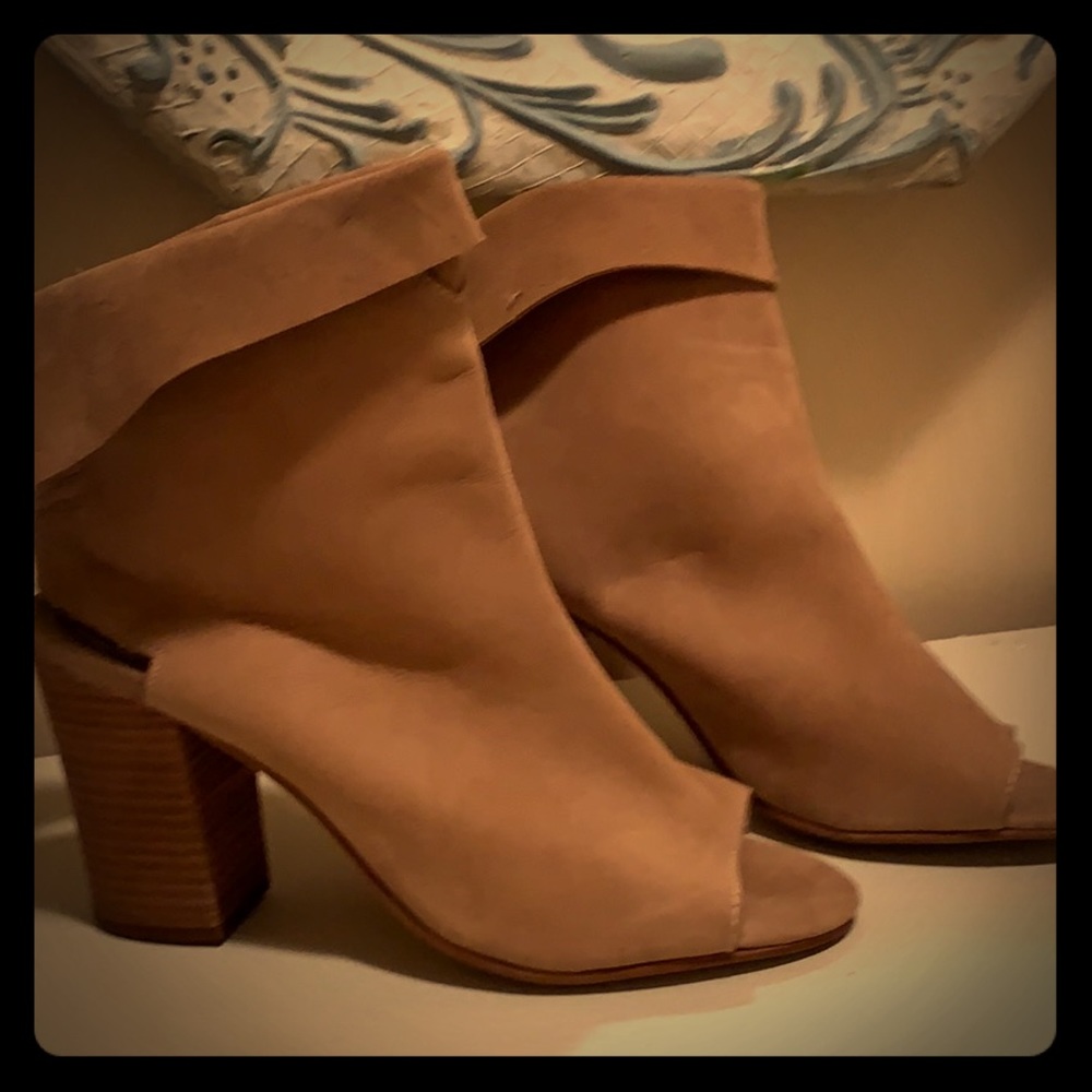 Diba True bootie